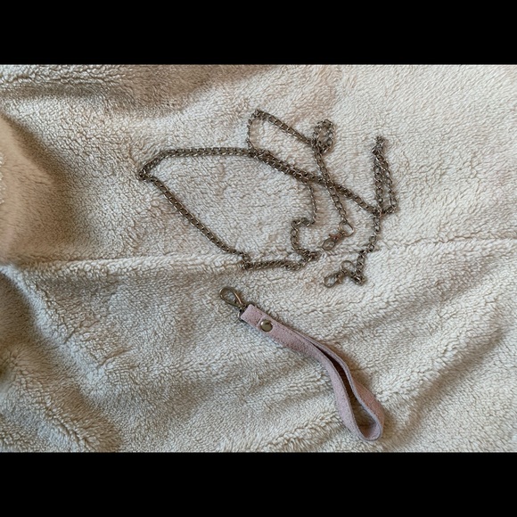 Nude/Light Pink Large Suede Clutch - Picture 3 of 7